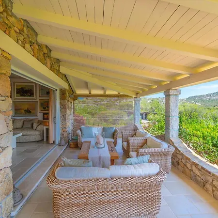 Villa Alfa - By Searly Porto Rotondo